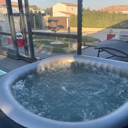 L'Aurore Suite De Charme, Clim Jacuzzi, Sauna, Piscine Chauffee Cuisine... Carpentras Exterior photo