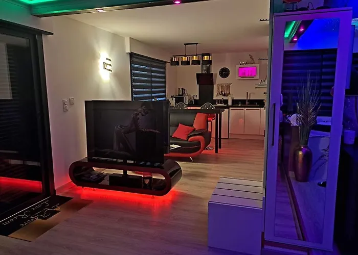 L\'Aurore suite de charme, clim jacuzzi, sauna, piscine chauffée cuisine...