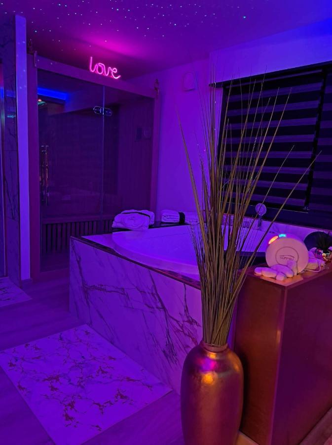 L'aurore De Charme, Clim Jacuzzi, Sauna, Piscine Chauffee Cuisine... Holiday home Carpentras