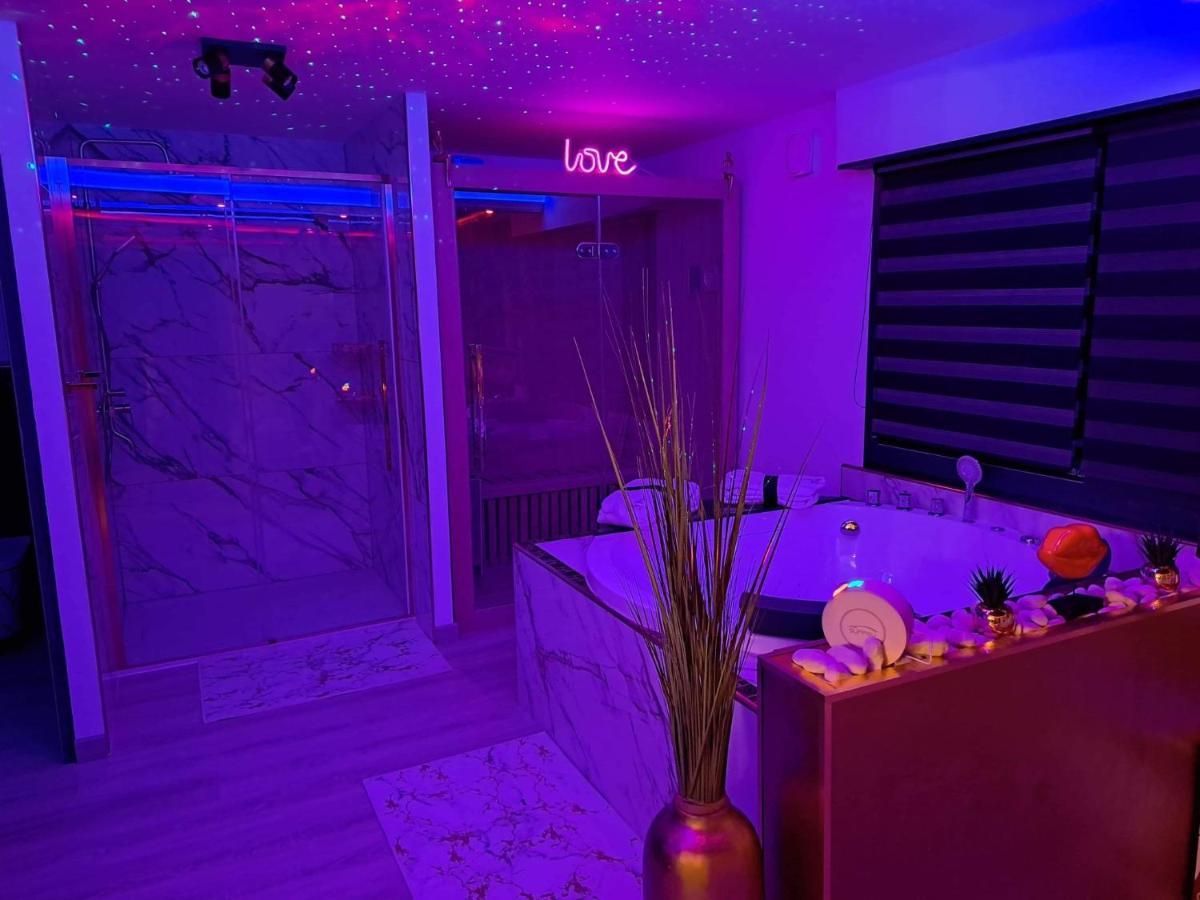 L'aurore De Charme, Clim Jacuzzi, Sauna, Piscine Chauffee Cuisine... *