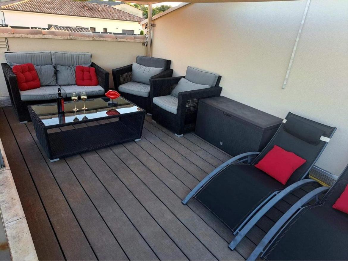 Holiday home L'aurore De Charme, Clim Jacuzzi, Sauna, Piscine Chauffee Cuisine... *