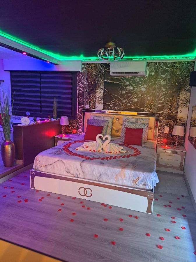 L'aurore De Charme, Clim Jacuzzi, Sauna, Piscine Chauffee Cuisine... Holiday home