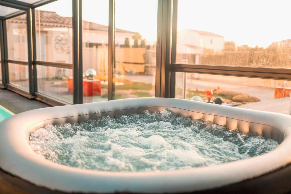 L'aurore De Charme, Clim Jacuzzi, Sauna, Piscine Chauffee Cuisine... Carpentras