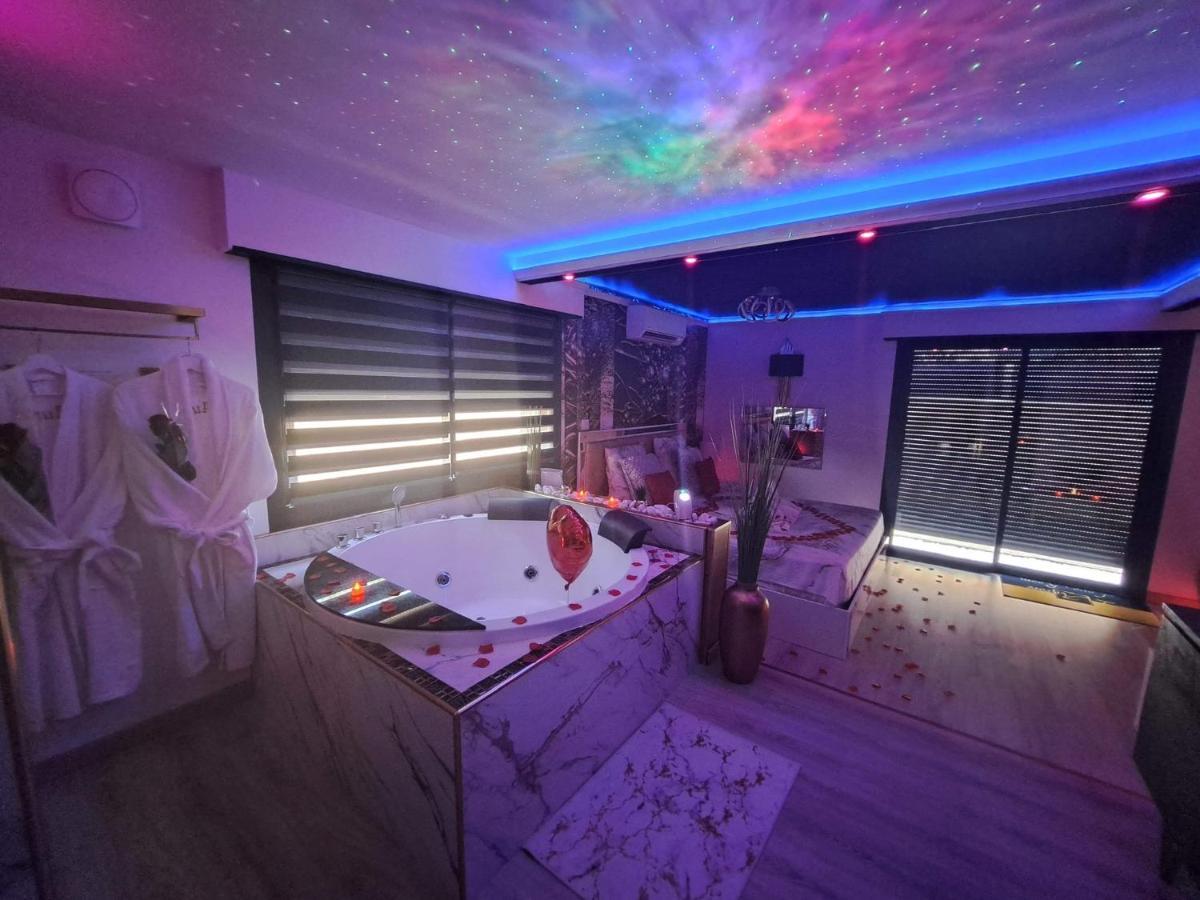L'aurore De Charme, Clim Jacuzzi, Sauna, Piscine Chauffee Cuisine... * Carpentras