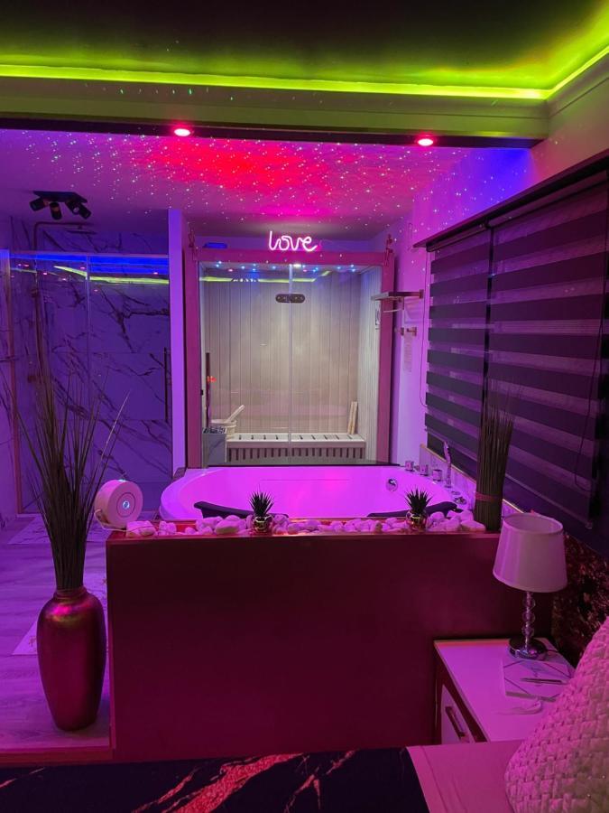 L'aurore De Charme, Clim Jacuzzi, Sauna, Piscine Chauffee Cuisine... *