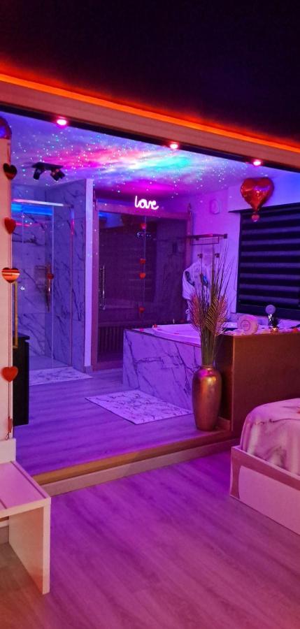 L'aurore De Charme, Clim Jacuzzi, Sauna, Piscine Chauffée Cuisine... * Carpentras