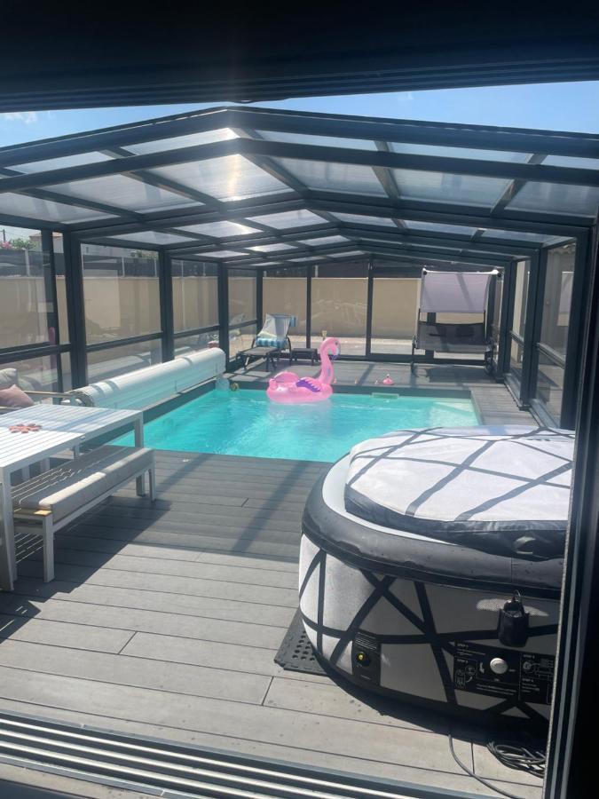 L'aurore De Charme, Clim Jacuzzi, Sauna, Piscine Chauffee Cuisine... Holiday home
